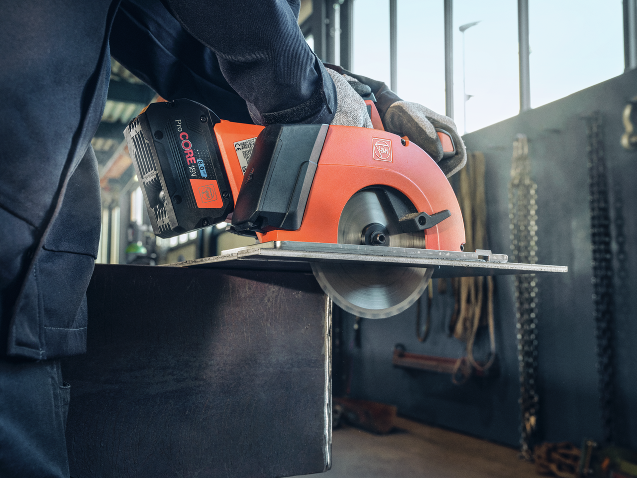 Akkukäyttöinen käsisaha F-IRON Cut 57 AS