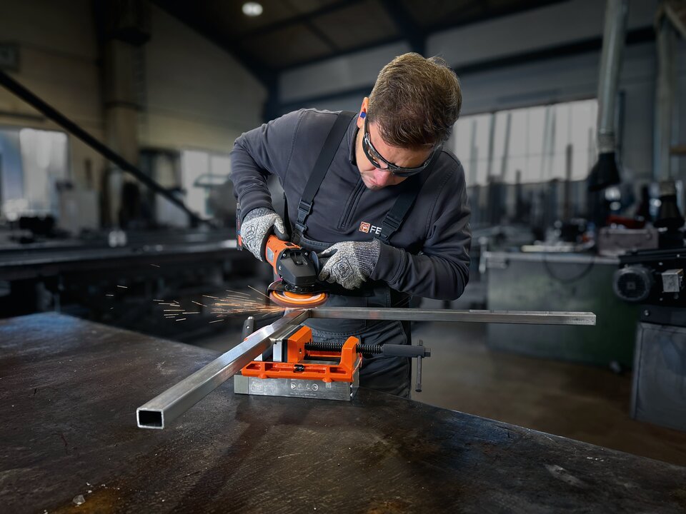 FEIN VersaMAG Vise Set including aluminum jaw protectors
