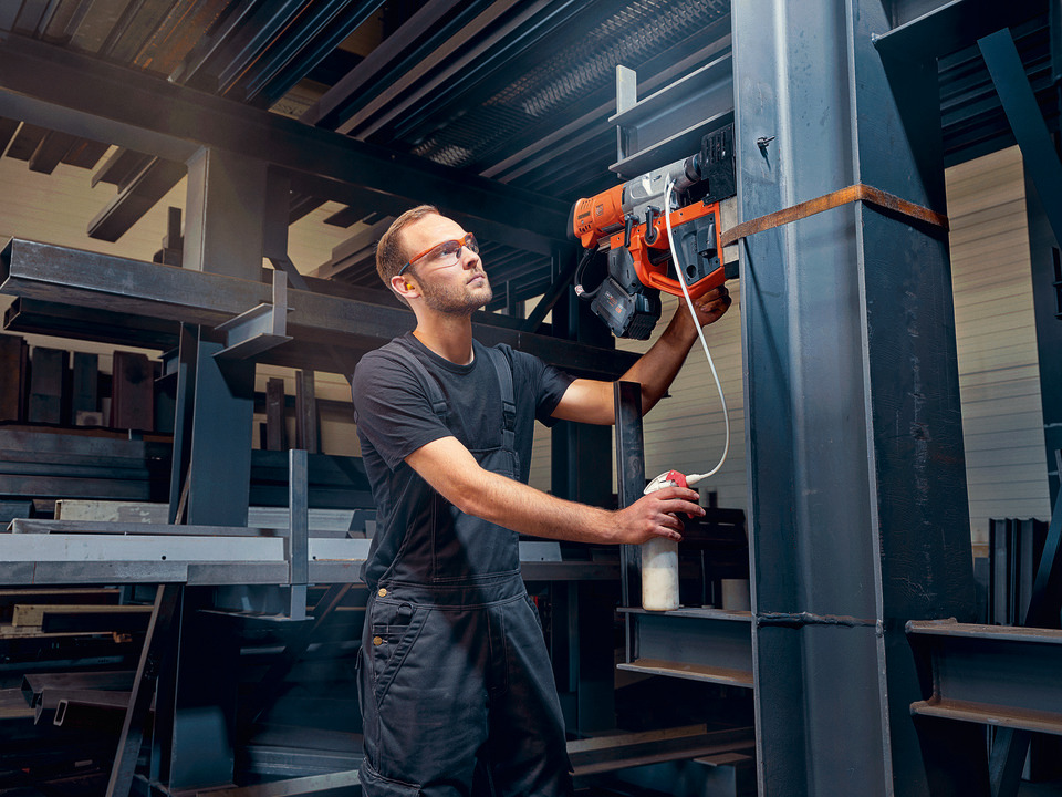 AJMU 137 PMQW 18V AS Set 2 x 8 Ah