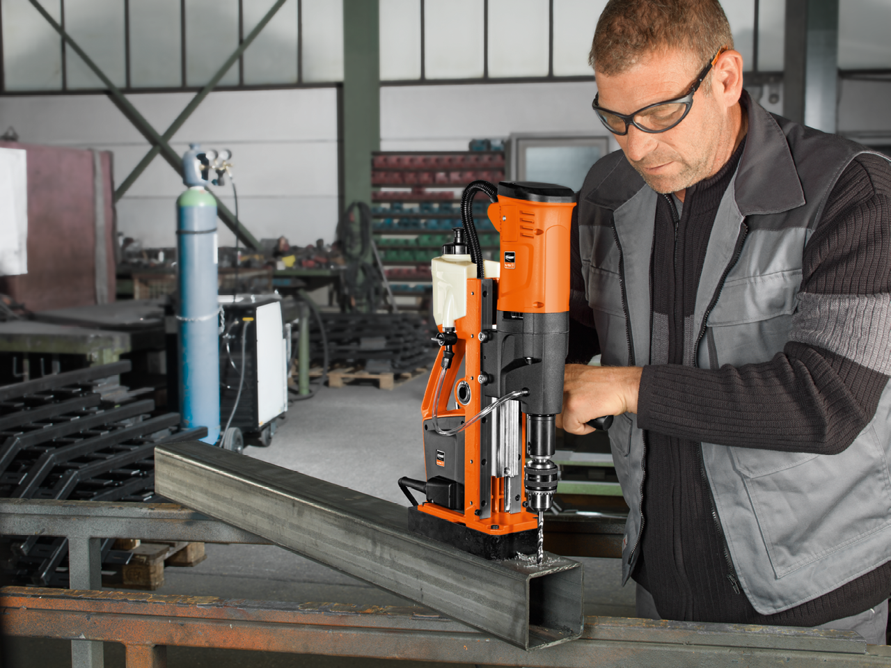 JME Holemaker III