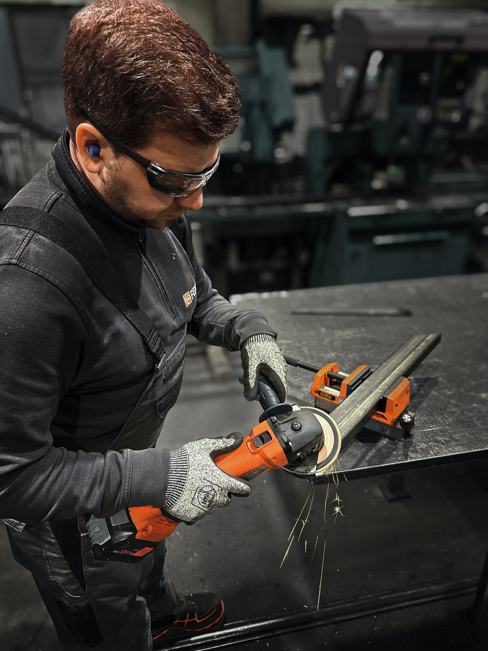 CCG 18-115-12 AS cordless angle grinder