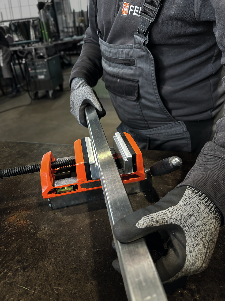 Pair of protective jaws set (P) prism and (B) blank  110 mm aluminum (FEIN VersaMAG)  