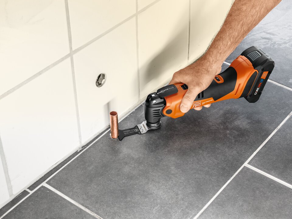 Cordless MULTIMASTER AMM 500 PLUS 4 Ah with nylon bag
