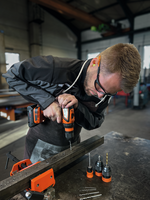 Visseuse-boulonneuse à chocs sans fil ASCD 18-200 W4 & perceuse-visseuse sans fil ASCM 18 QSW