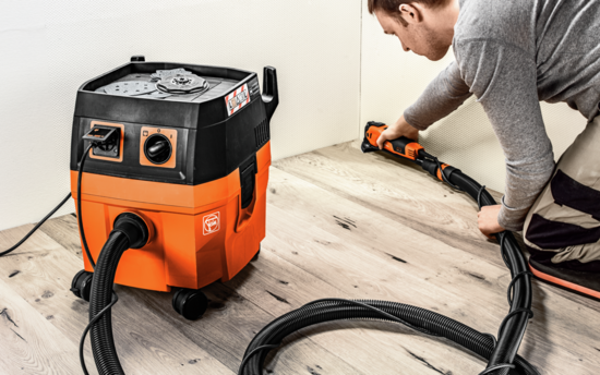 Wet / dry dust extractor