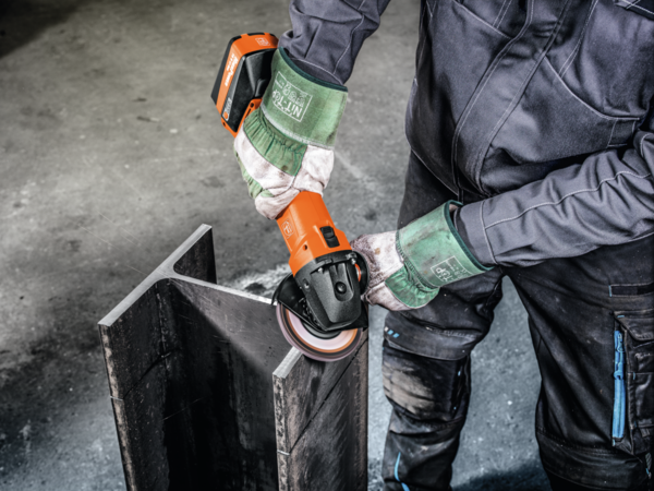 CCG 18-125 BL Select