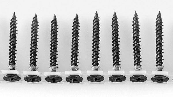 High-speed construction screws